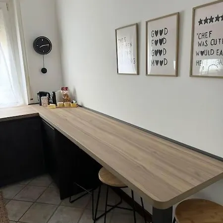 Maddy's House * 만델로델라리오