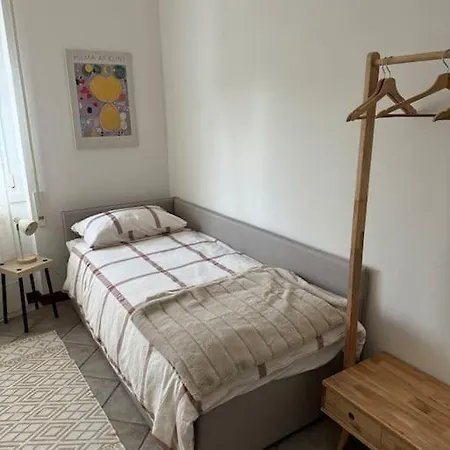 Maddy's House * 만델로델라리오