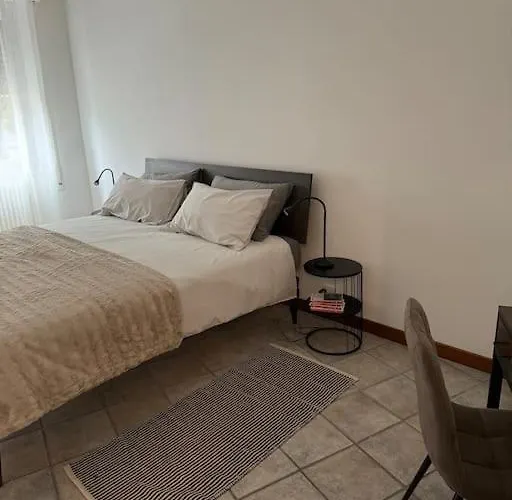 Maddy's House Apartment Mandello del Lario