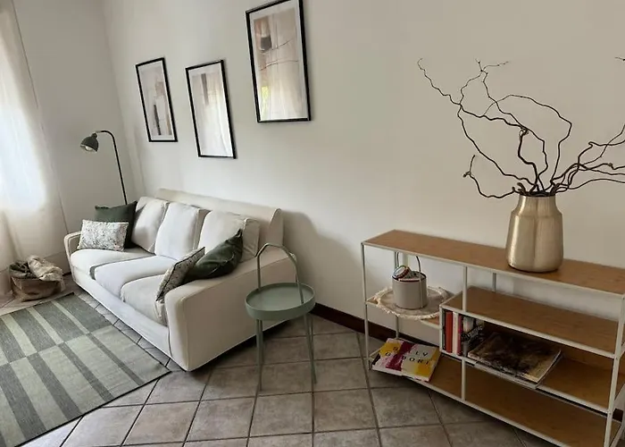 Maddy's House Apartment Mandello del Lario